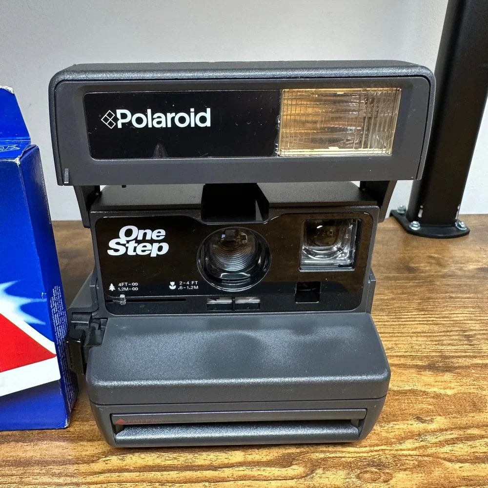 Polaroid onestep 600